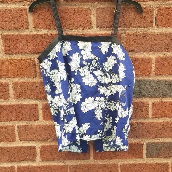 True Destiny EUC Top Floral Back Button - Picture 1 of 5